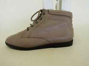 Danexx Womens Size 6 M Brown Leather Laces Ankle Comfort Shoes Bootie